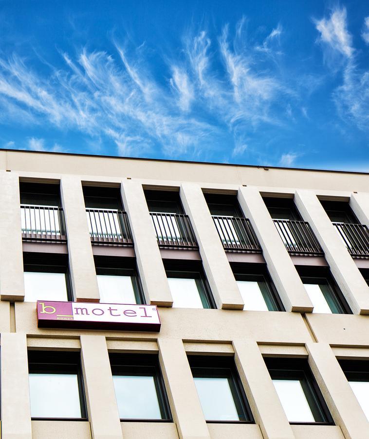 B_Smart Motel Landquart Exterior foto